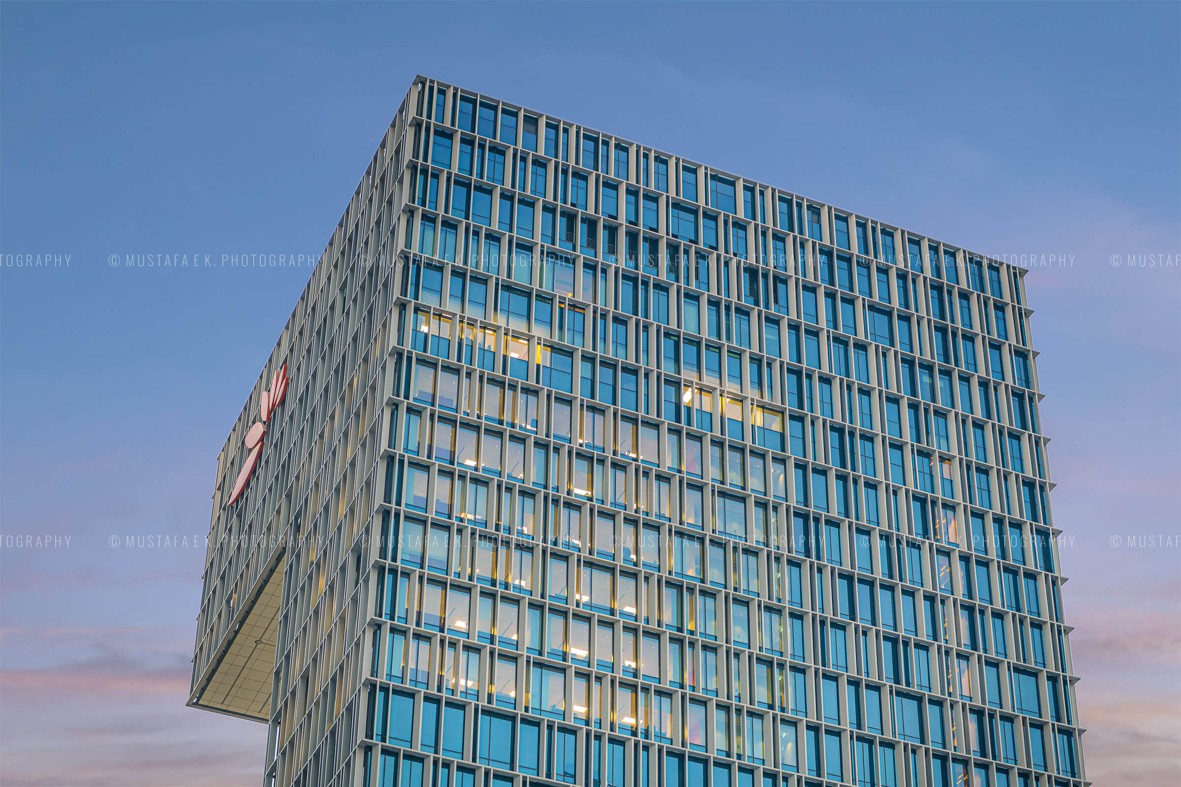 Mashreq Bank Dubai Headquarters Skyscraper Close up UAE stock photography exterior architecture photographer Kuwait architectural 07