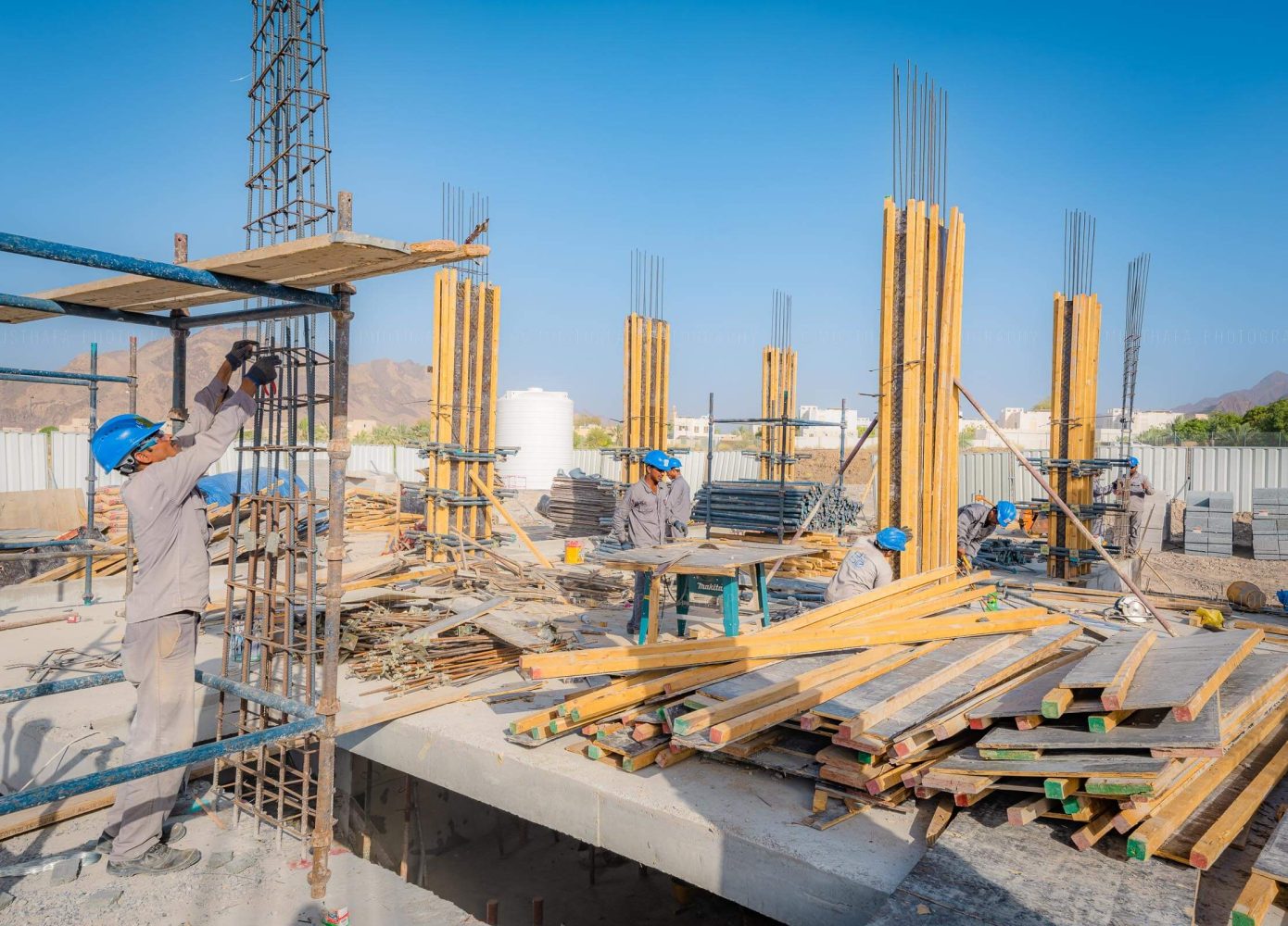 Construction Site Photography Dubai Freelancer Industrial Photographer Abu Dhabi UAE Kuwait KSA Riyadh architectural Architecture Exterior Building Worker 02