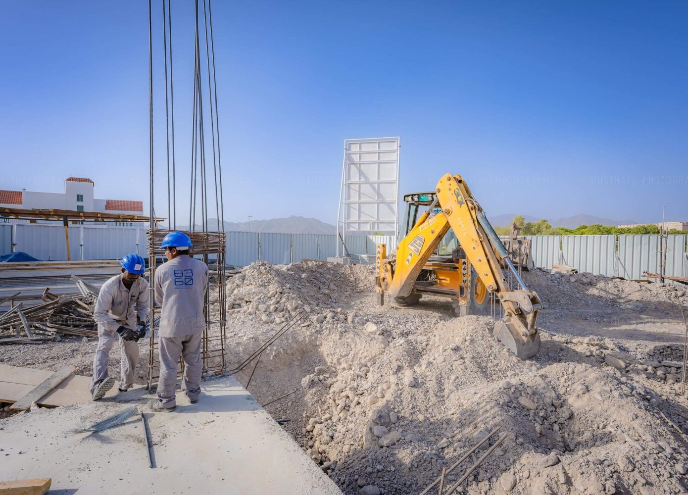 Construction Site Photography Dubai Freelancer Industrial Photographer Abu Dhabi UAE Kuwait KSA Riyadh architectural Architecture Exterior Building Worker 03