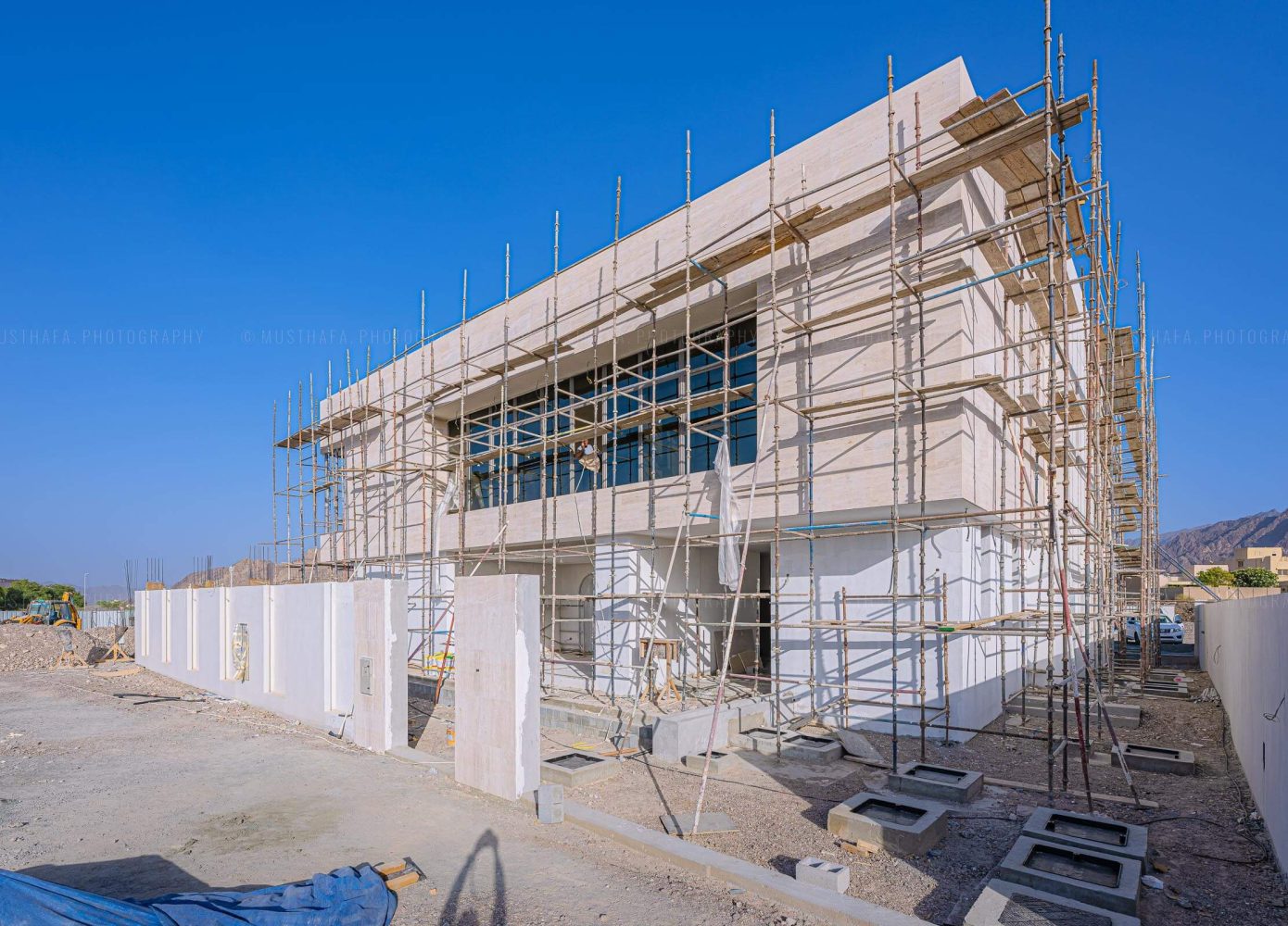 Construction Site Photography Dubai Freelancer Industrial Photographer Abu Dhabi UAE Kuwait KSA Riyadh architectural Architecture Exterior Building Worker 04