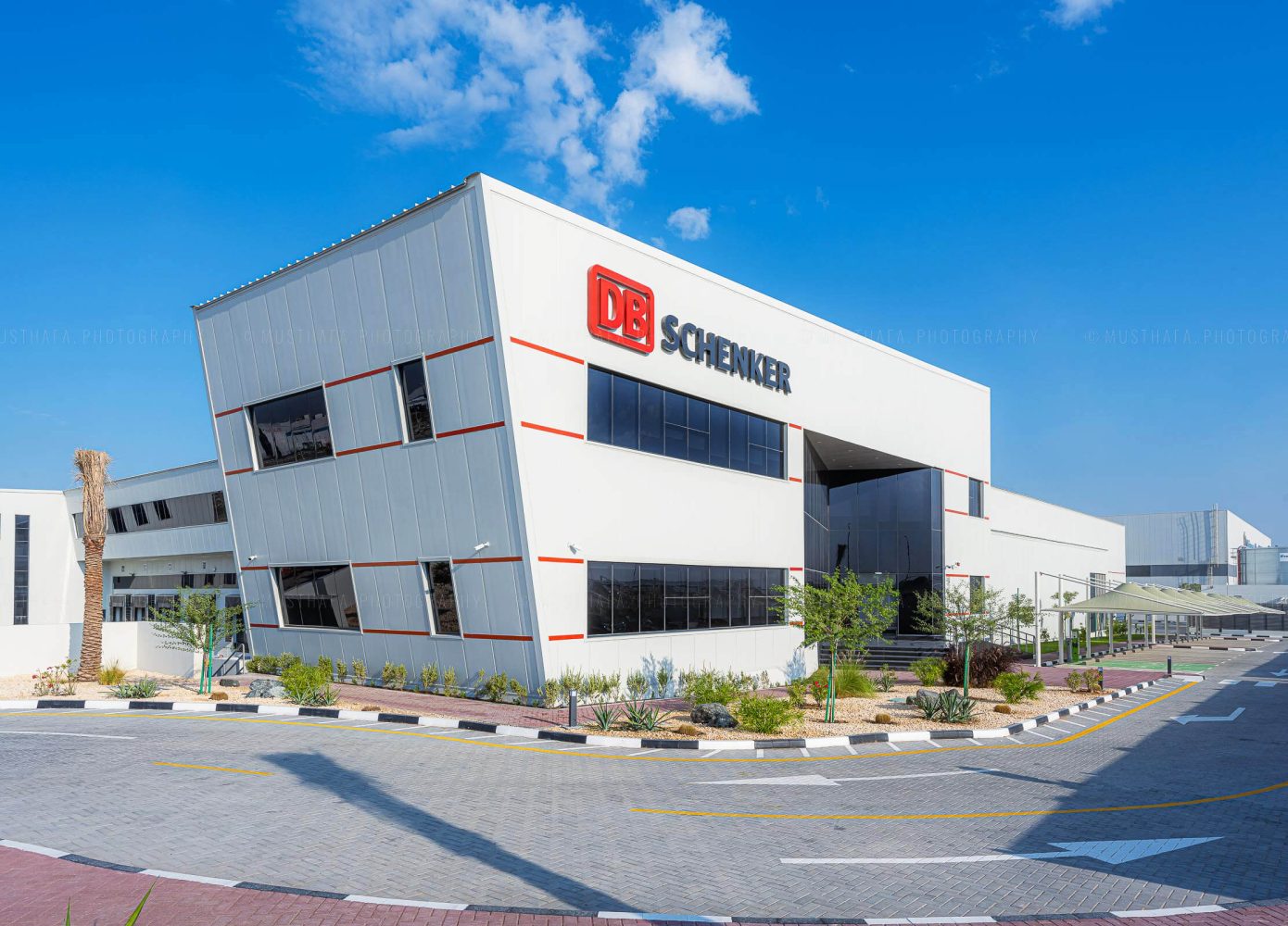 DB Schenker Global Logistics Solutions Dubai Warehouse photographer storage photography distribution industrial factory Kuwait Bahrain Oman 02