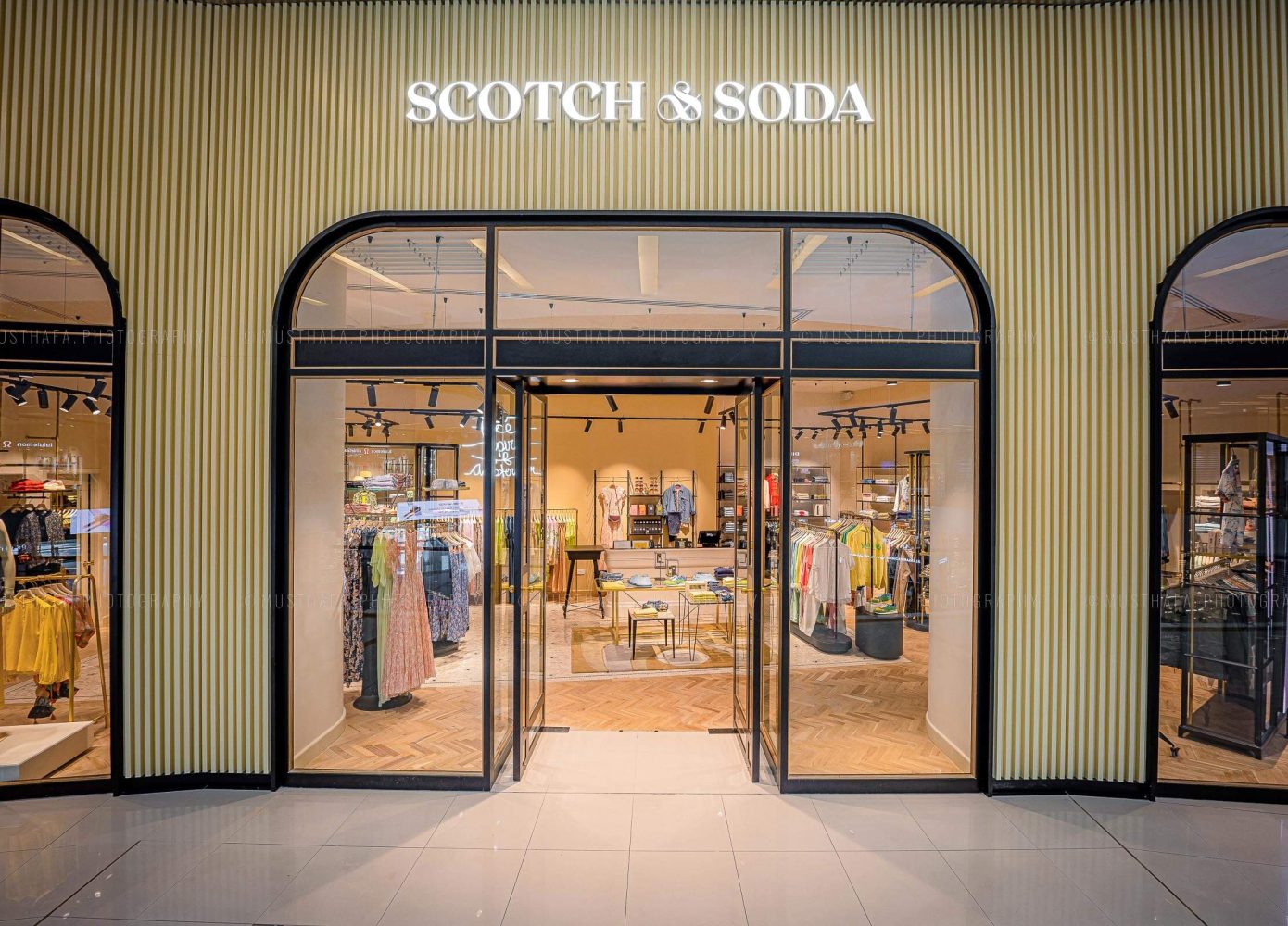 Scotch Soda Dubai Marina Mall Beside Store Retail Interior Photographer Luxury Brands Professional Freelance Abu Dhabi UAE Kuwait KSA Riyadh 02