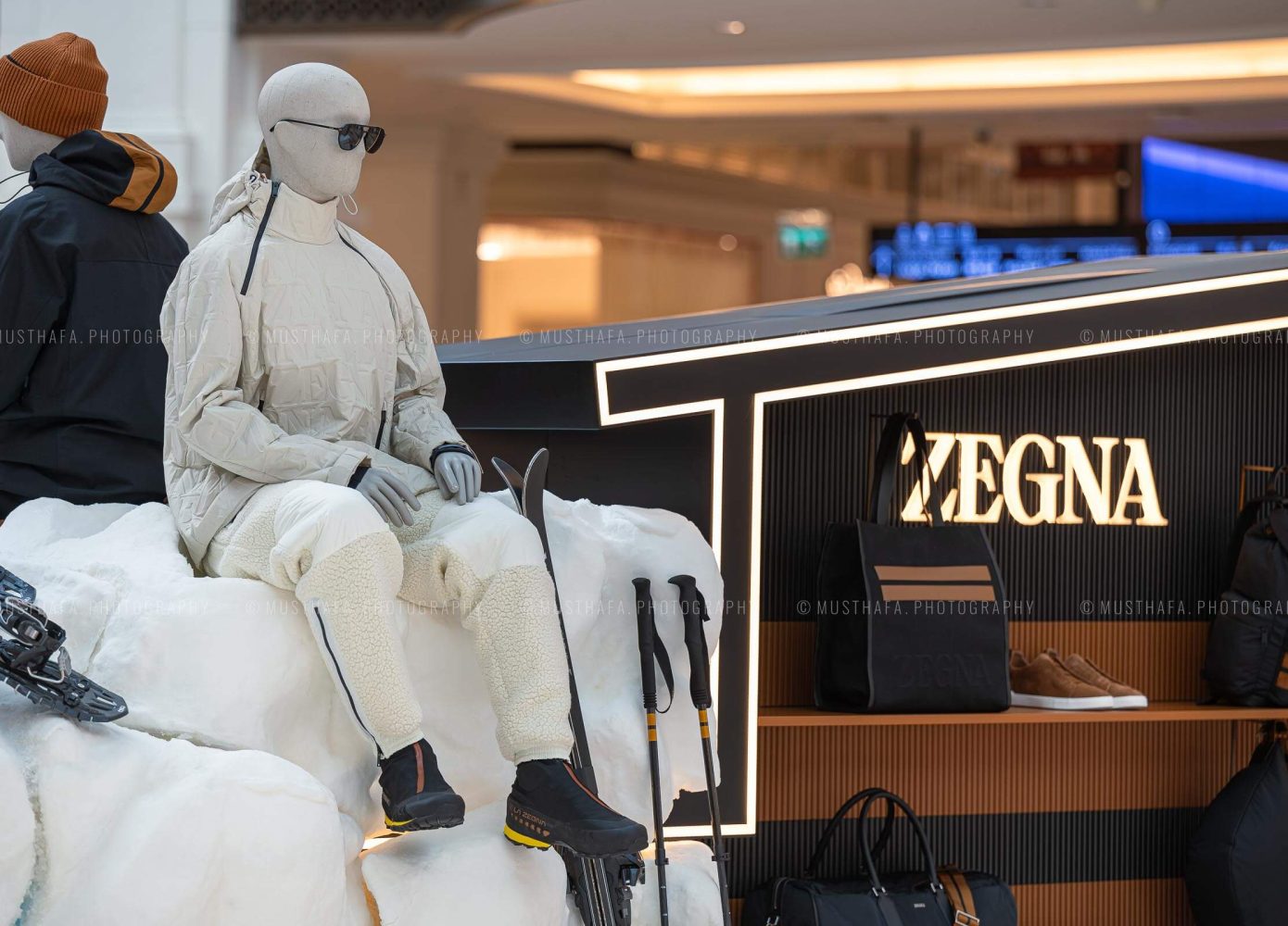 Zegna pop up boutique Dubai Mall MOE Mall Of Emirates photography interior architecture Dubai Abu Dhabi UAE Qatar Doha Kuwait Oman Saudi Arabia KSA Riyadh Bahrain 01